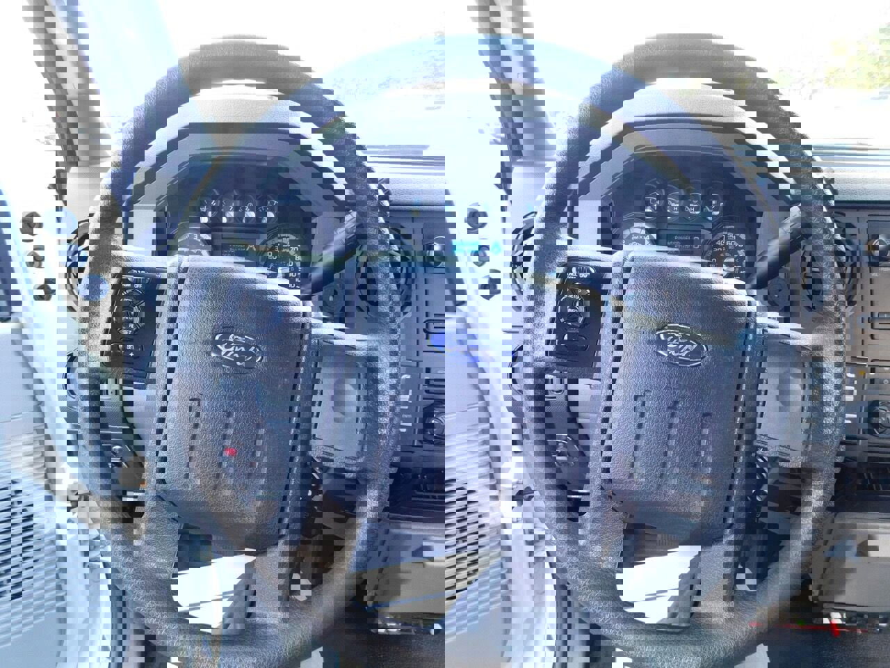 Used 2011 Ford F550 2WD Regular Cab Super Duty w/ PWR Equipment Group image 33