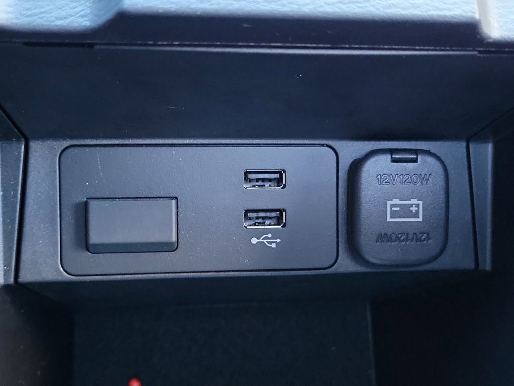 Used 2023 MAZDA CX-5 Carbon Edition image 33