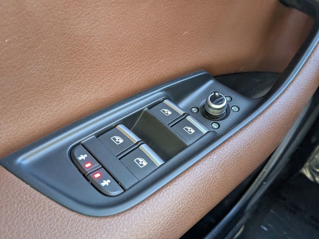 Used 2019 Audi Q7 2.0T Premium Plus w/ Premium Plus Package image 9