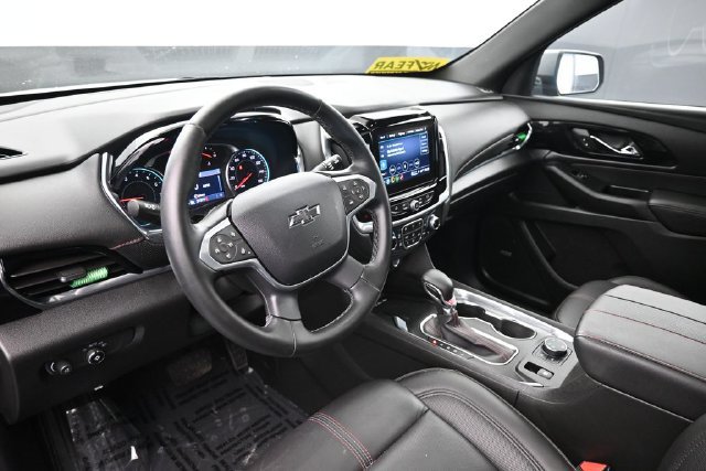 Used 2023 Chevrolet Traverse RS w/ LPO, Floor Liner Package AWD/4WD image 19
