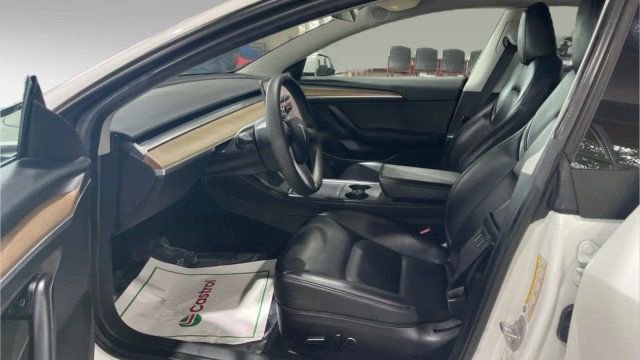 Used 2023 Tesla Model 3 Standard Range RWD image 12