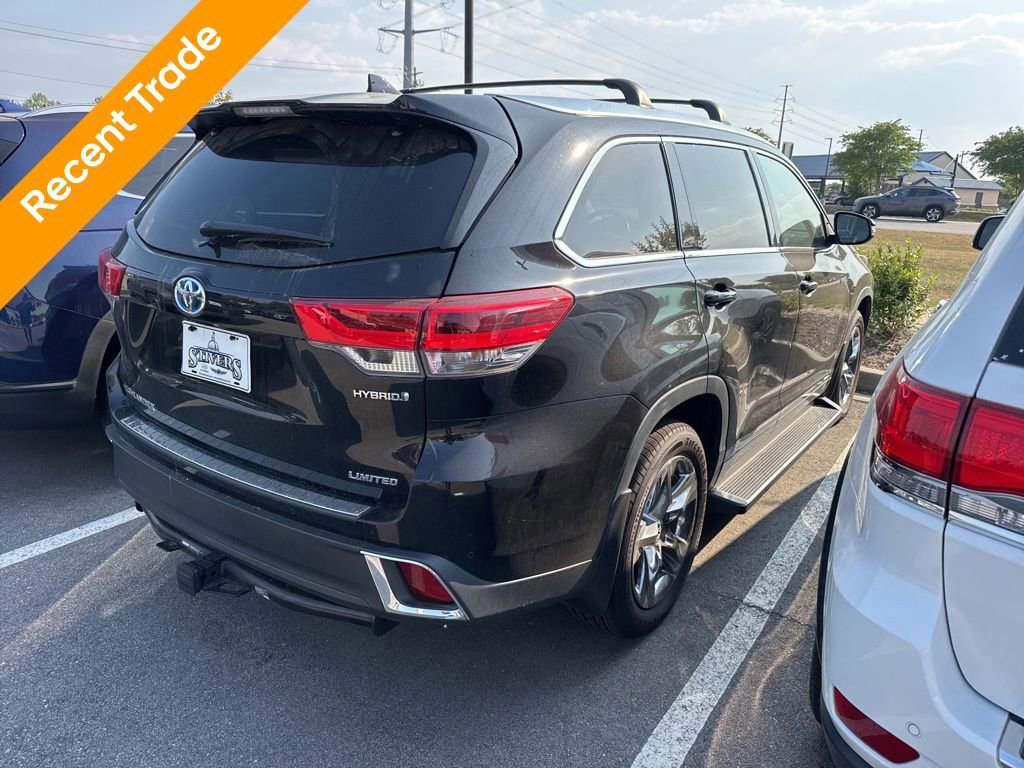 Used 2019 Toyota Highlander Limited Platinum AWD/4WD image 3