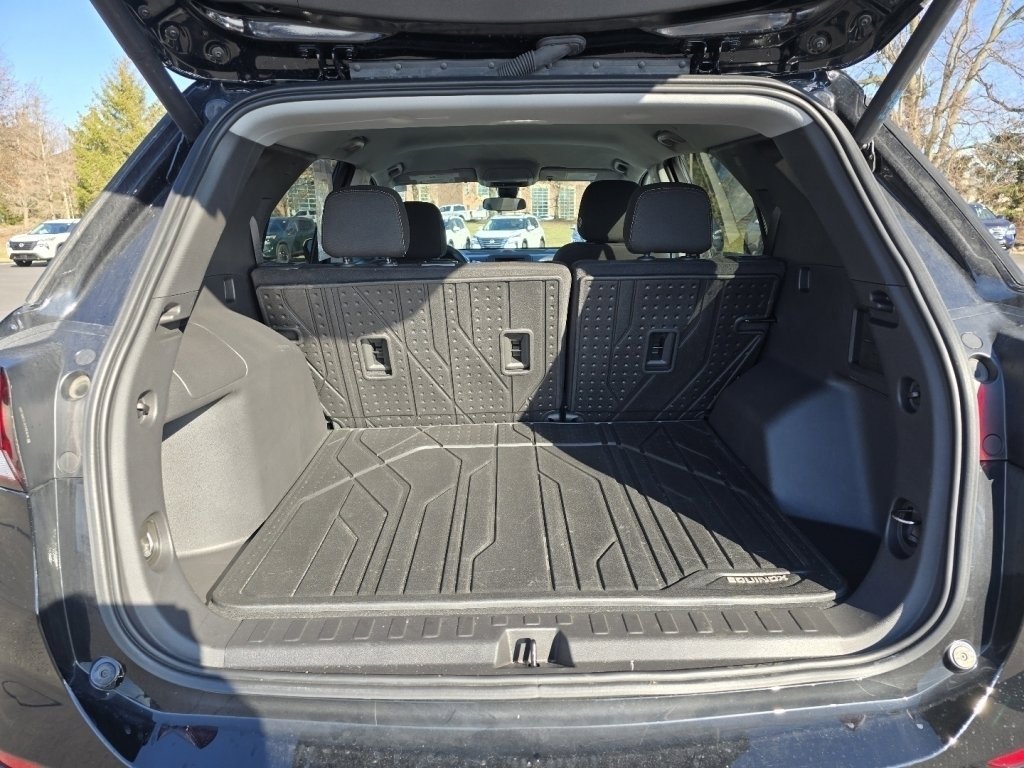 Used 2024 Chevrolet Equinox LT w/ LPO, Floor Liner Package image 14
