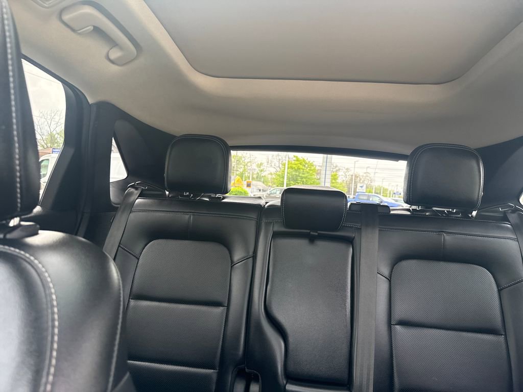 Used 2020 Ford Escape SEL AWD/4WD image 40
