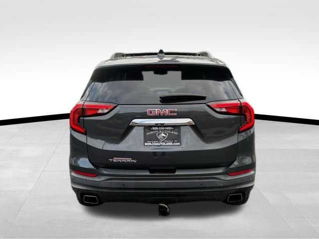 Used 2018 GMC Terrain SLE w/ Driver Convenience Package image 5