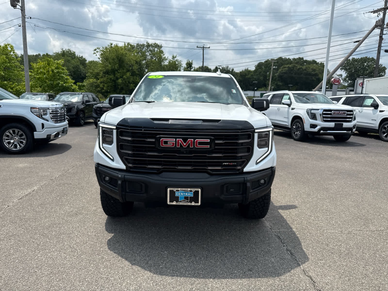 Certified 2024 GMC Sierra 1500 AT4X AWD/4WD image 11