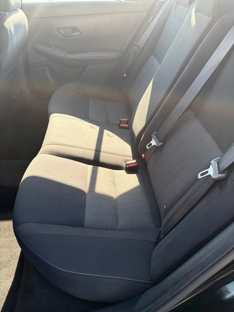 Used 2024 Nissan Sentra SV FWD image 9