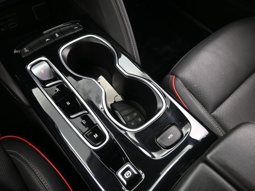 Used 2023 Buick Envision Essence w/ Technology Package I image 32