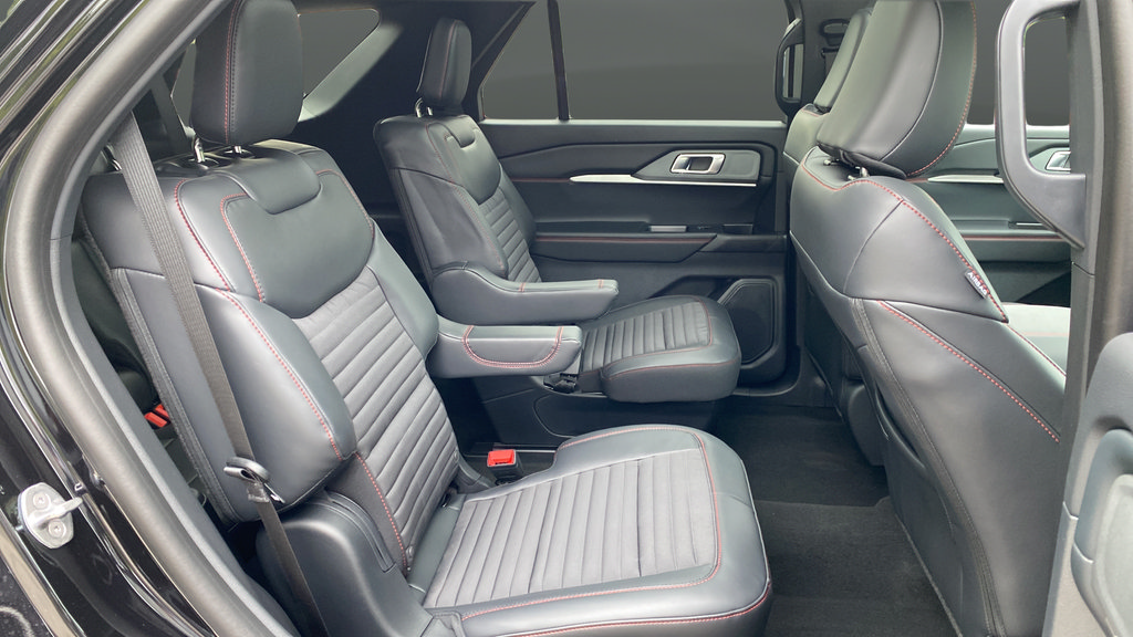 New 2026 Ford Explorer ST-Line AWD/4WD image 25