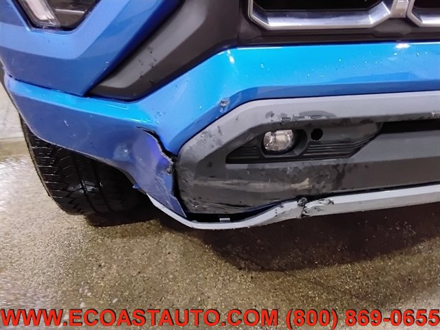 Used 2024 GMC Canyon AT4 w/ AT4 Premium Package AWD/4WD image 16