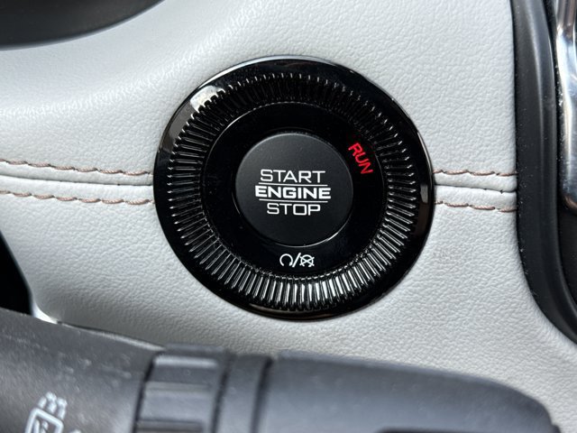 Used 2023 Jeep Compass Limited AWD/4WD image 18