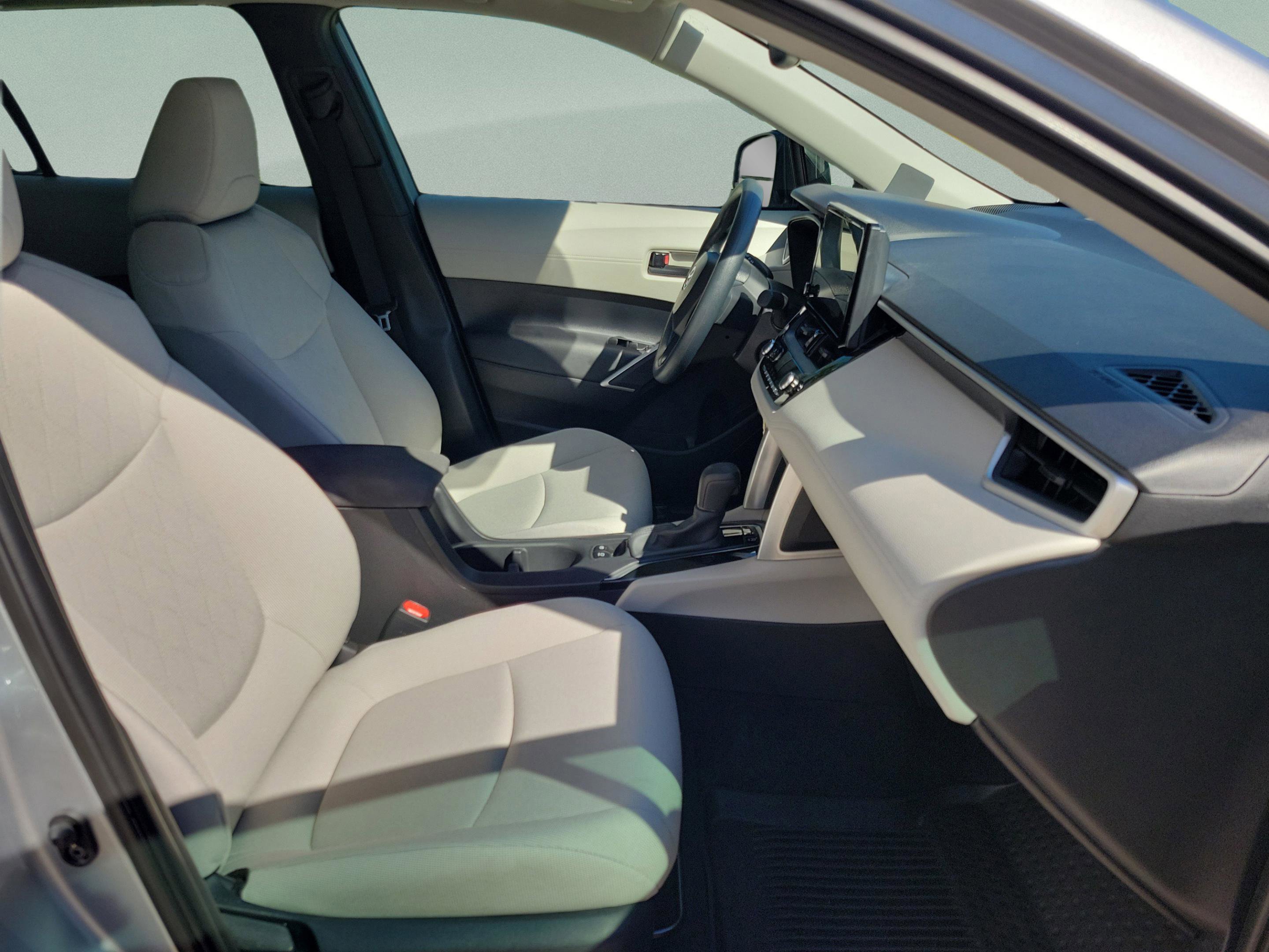 Certified 2024 Toyota Corolla Cross L FWD image 28