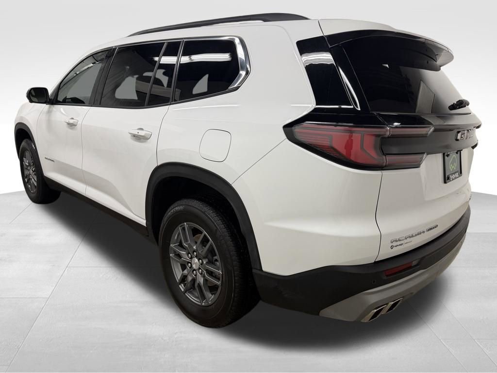 Certified 2025 GMC Acadia Elevation AWD/4WD image 5