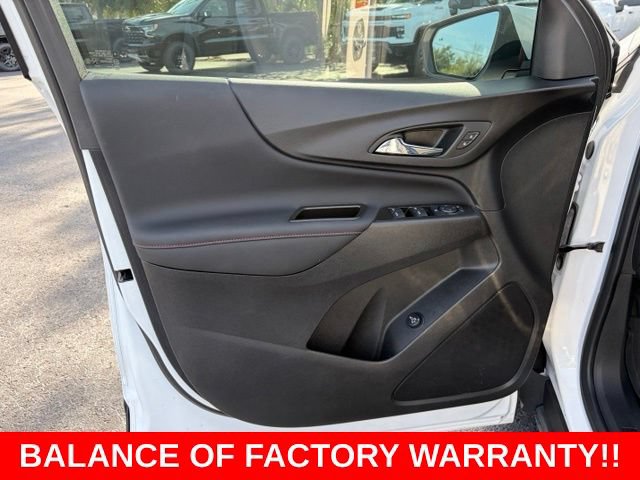 Used 2023 Chevrolet Equinox RS FWD image 12