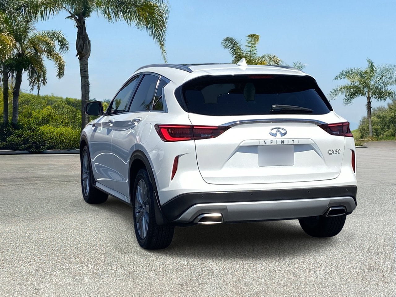 Certified 2023 INFINITI QX50 Luxe FWD image 3