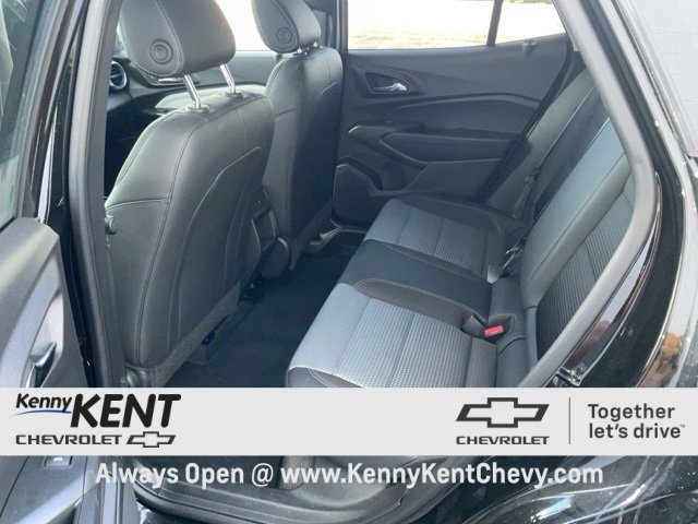Certified 2025 Chevrolet Trax LT w/ LT Convenience Package image 15