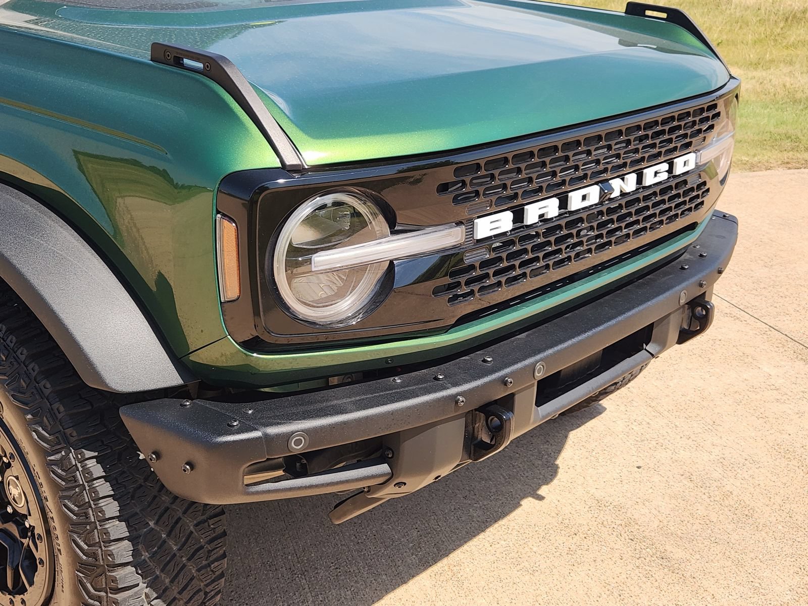Used 2024 Ford Bronco Wildtrak AWD/4WD image 12
