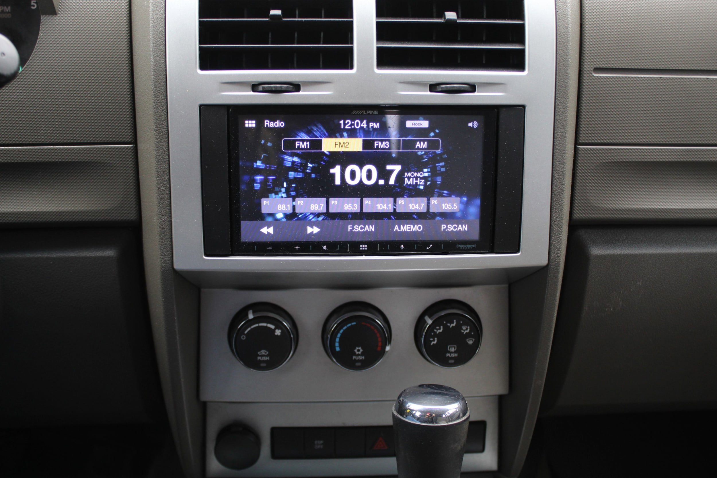 Used 2008 Dodge Nitro SXT AWD/4WD image 25