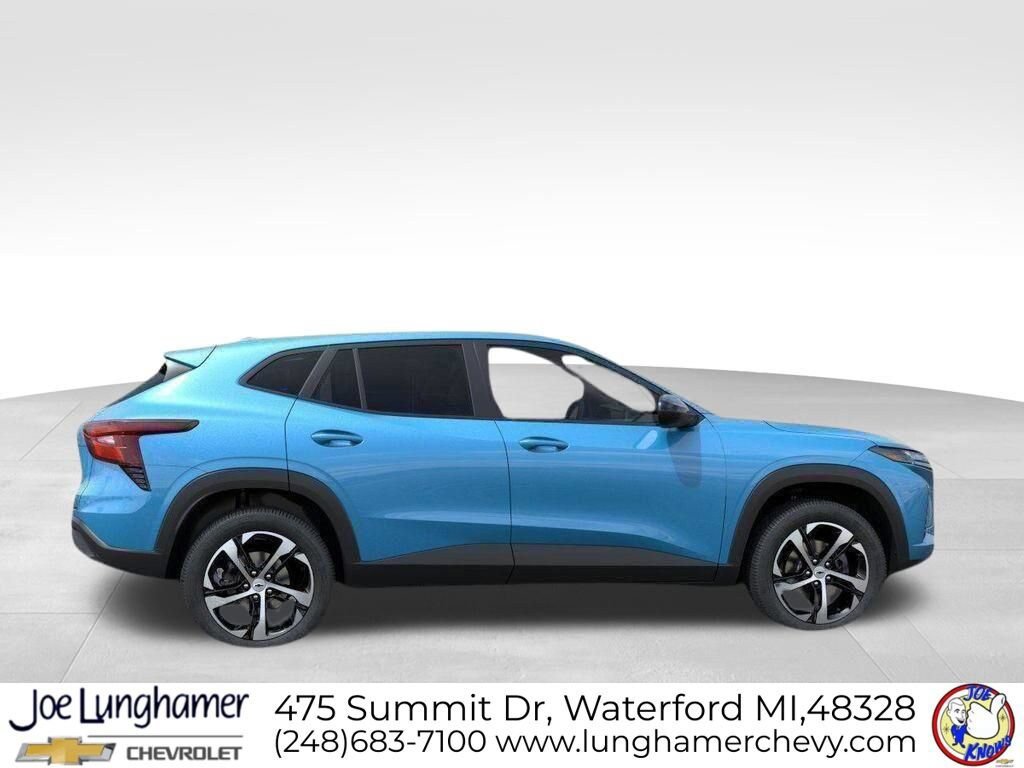New 2026 Chevrolet Trax RS w/ Driver Confidence Package FWD image 5