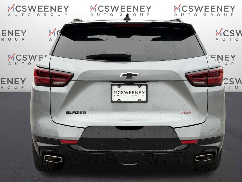 Used 2023 Chevrolet Blazer RS w/ Driver Confidence II Package image 4