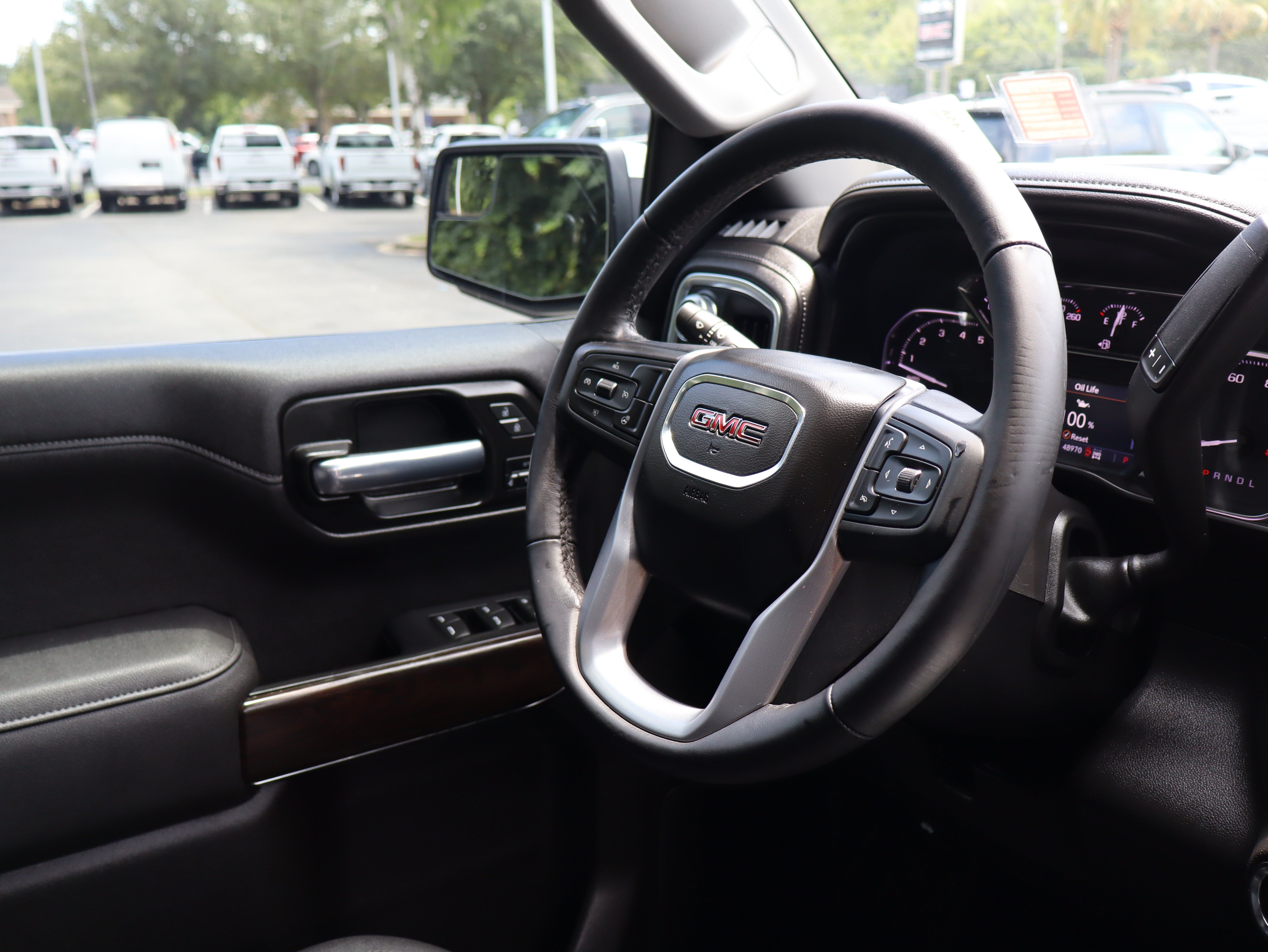 Used 2021 GMC Sierra 1500 SLT w/ SLT Premium Package AWD/4WD image 23