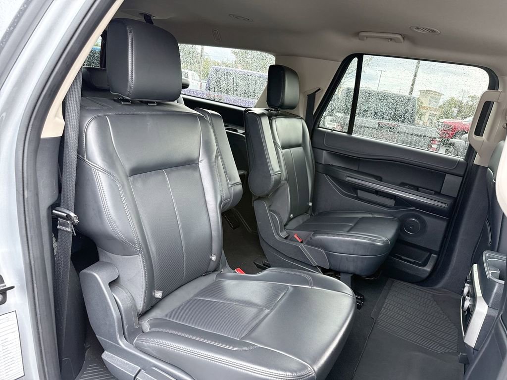Used 2024 Ford Expedition Max XLT image 23