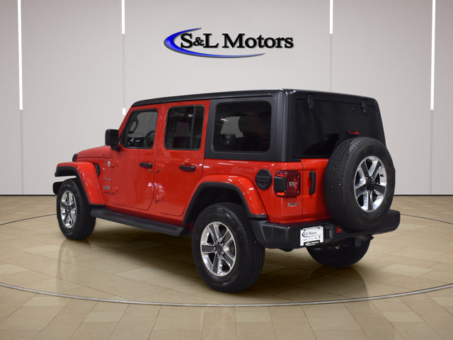 Used 2022 Jeep Wrangler Unlimited Sahara w/ Dual Top Group AWD/4WD image 5