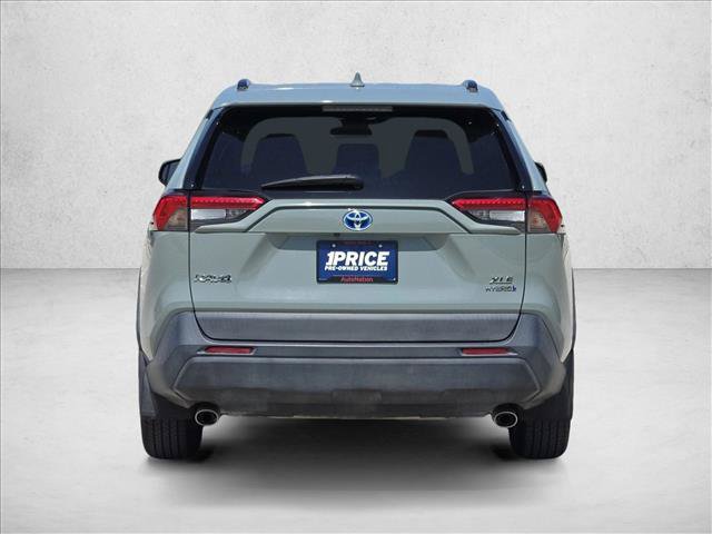 Used 2020 Toyota RAV4 XLE w/ Convenience Package AWD/4WD image 7