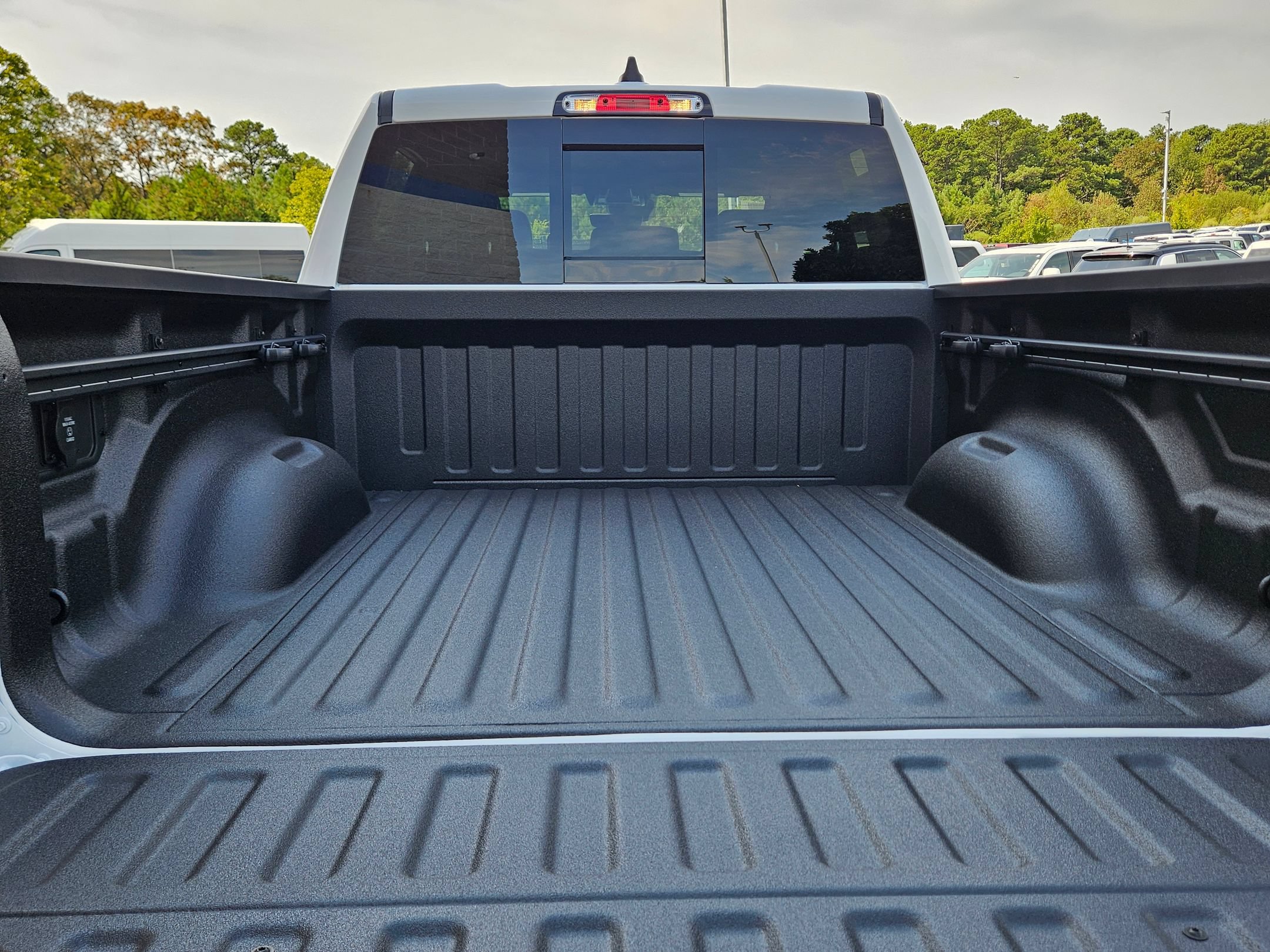New 2027 RAM 1500 Laramie w/ Laramie Preferred Package AWD/4WD image 26