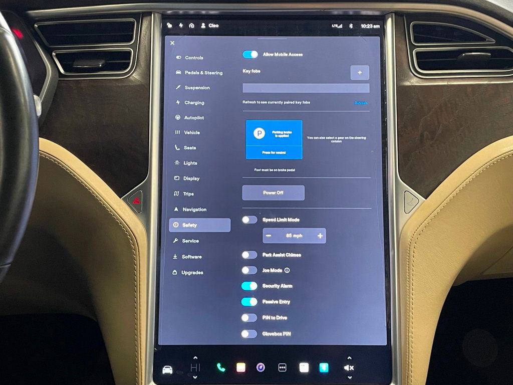 Used 2016 Tesla Model X 90D image 33