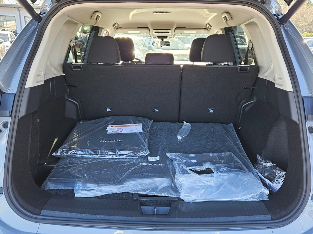 New 2026 Nissan Rogue SV w/ Cold Weather Package image 9