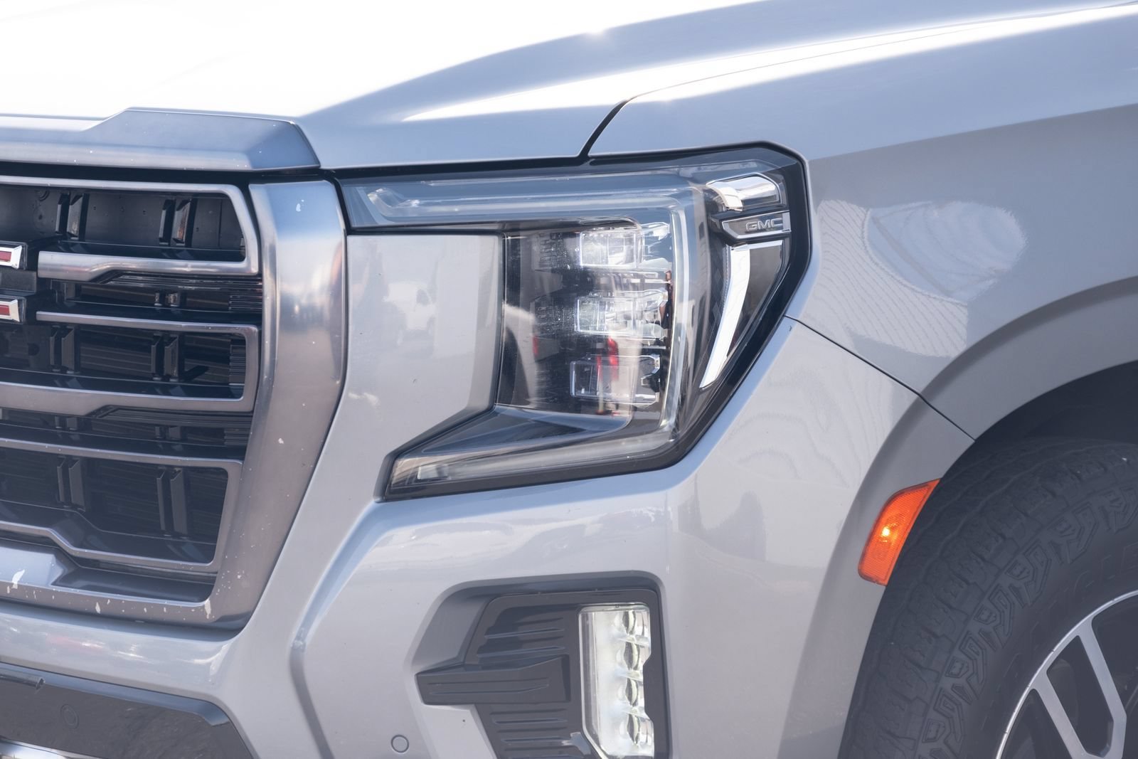 Used 2024 GMC Yukon AT4 AWD/4WD image 24