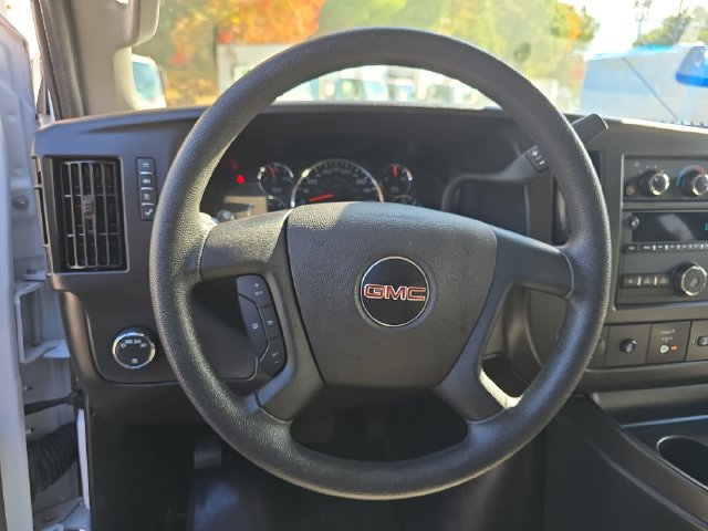 Used 2025 Chevrolet Express 2500 w/ Driver Convenience Package RWD image 10