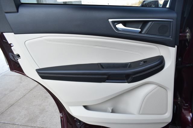 Used 2023 Ford Edge Titanium w/ Class II Trailer Tow Package image 37