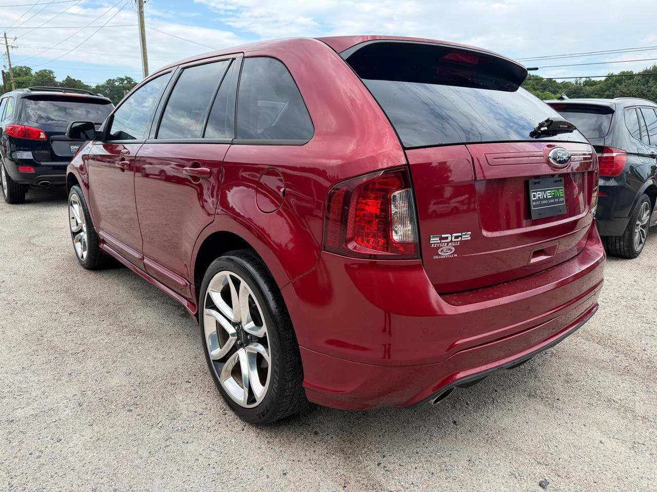 Used 2013 Ford Edge Sport w/ Driver Entry Pkg AWD/4WD image 3