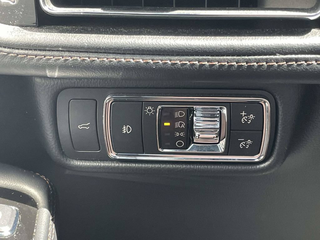Used 2021 Lincoln Aviator Reserve w/ Equipment Group 201A RWD image 28