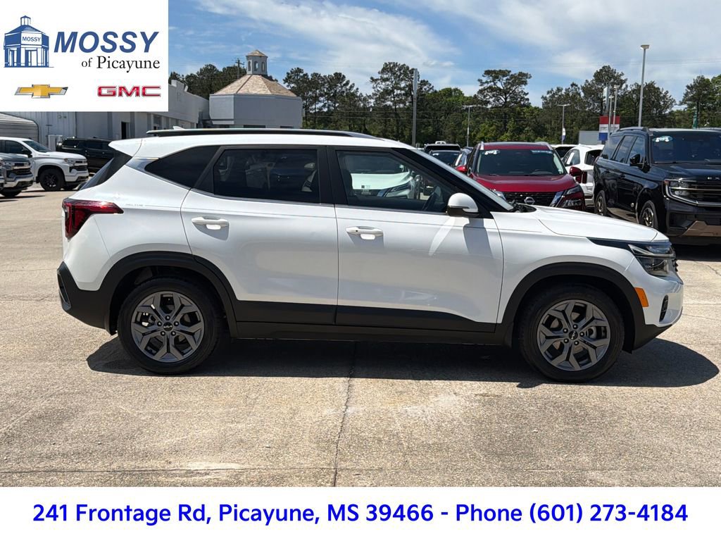 Used 2024 Kia Seltos S image 7