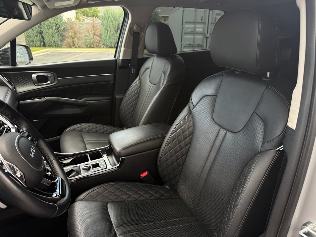 Used 2022 Kia Sorento SX Prestige AWD/4WD image 20