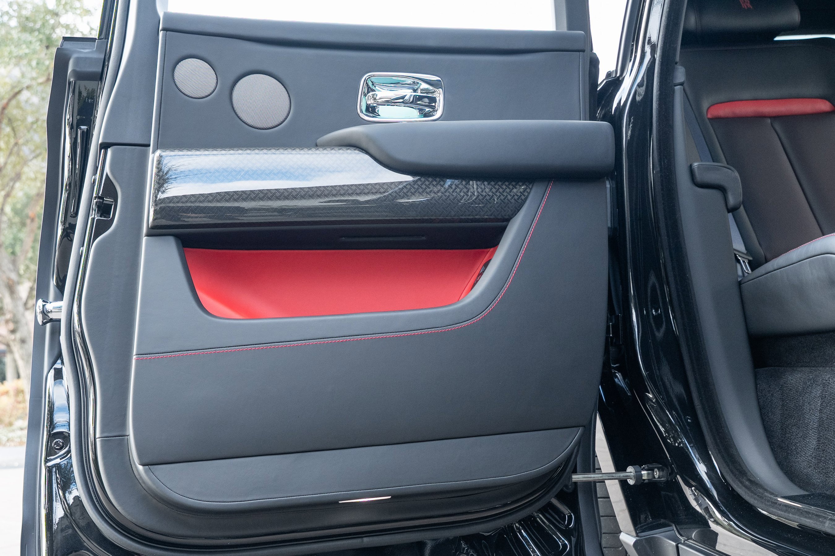 Certified 2024 Rolls-Royce Cullinan Black Badge image 60