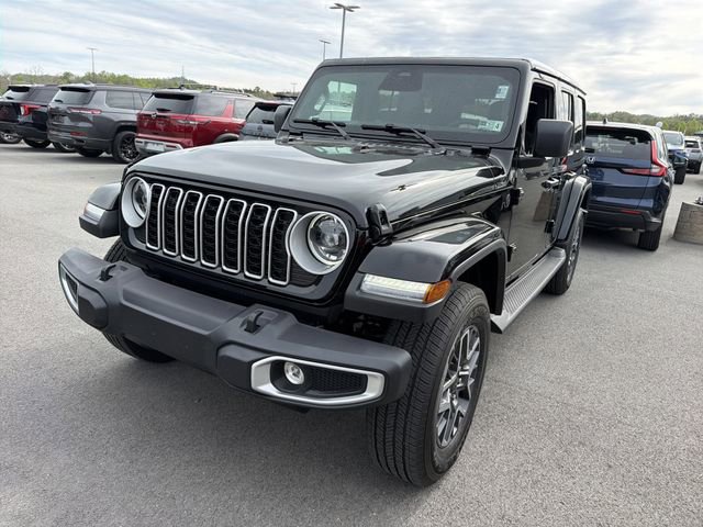 Used 2026 Jeep Wrangler Unlimited Sahara AWD/4WD image 1
