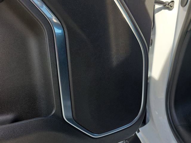 Used 2025 Chevrolet Silverado 2500 LT w/ Convenience Package image 28