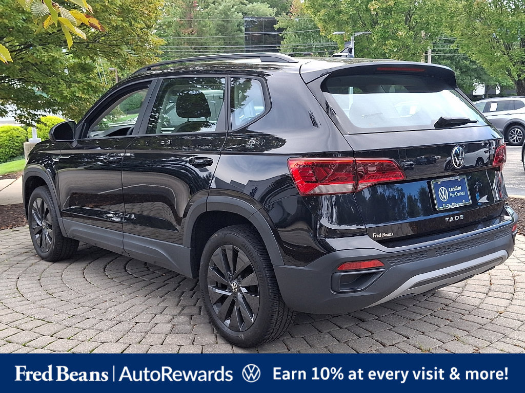 Certified 2024 Volkswagen Taos S FWD image 5