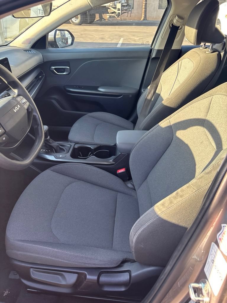 Used 2025 Kia K4 FWD image 10