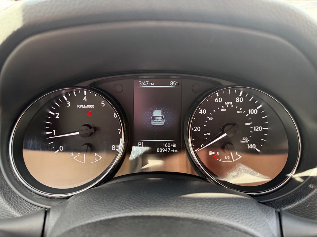 Used 2017 Nissan Rogue SL w/ SL Premium Package AWD/4WD image 16