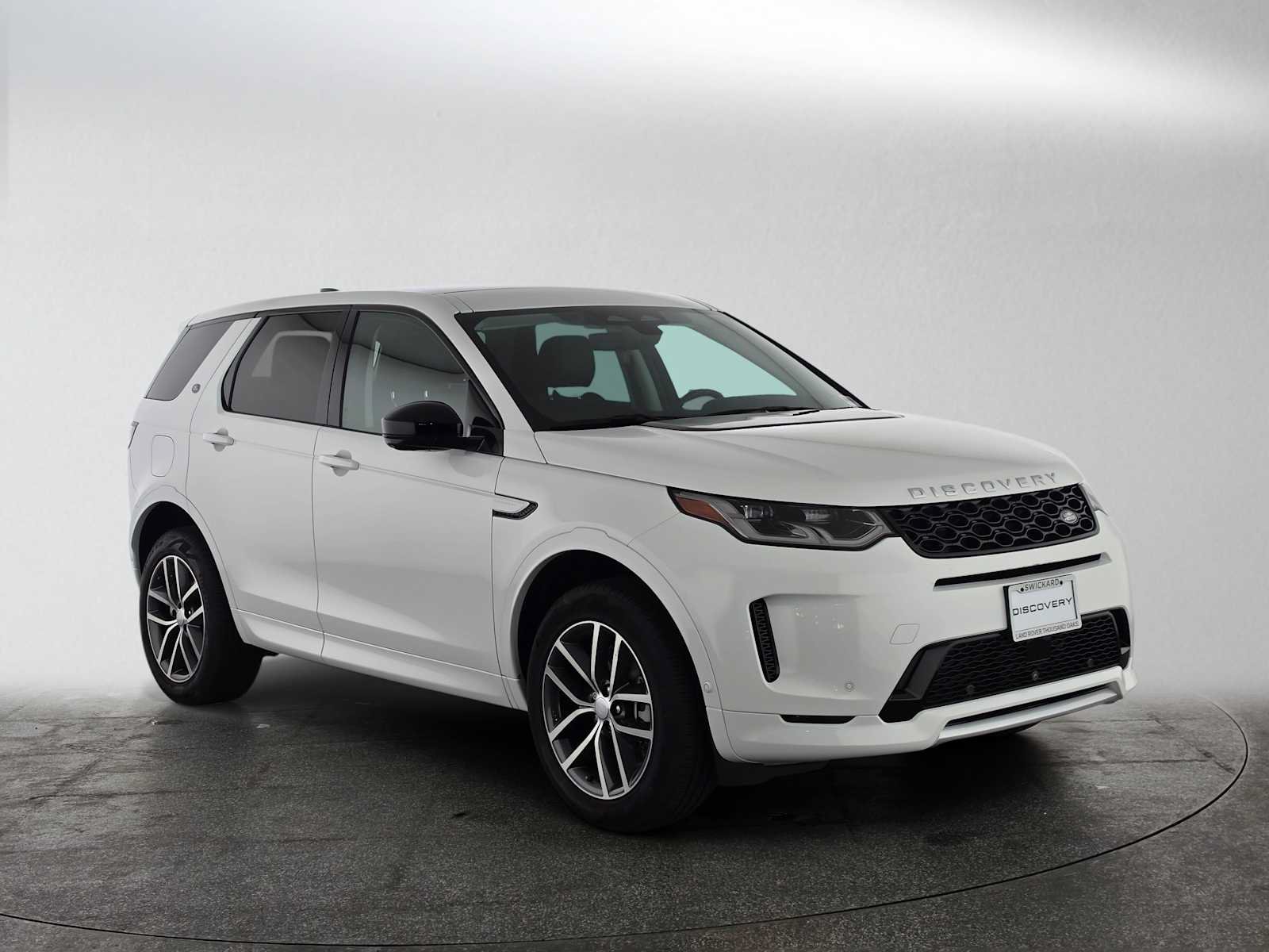 Used 2025 Land Rover Discovery Sport S AWD/4WD image 7