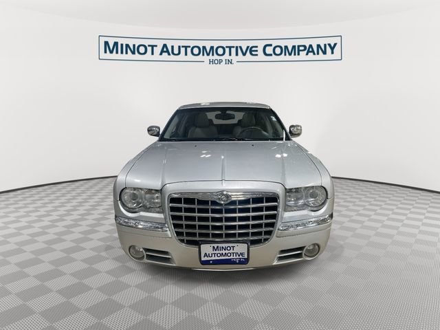 Used 2005 Chrysler 300 C w/ Protection Group II RWD image 3