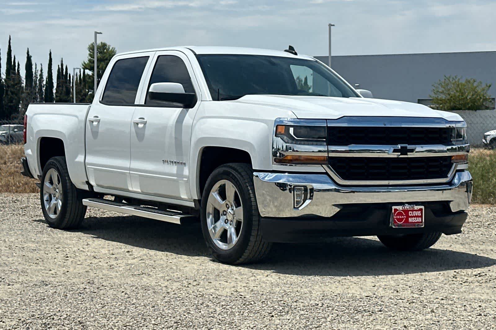 Used 2017 Chevrolet Silverado 1500 LT w/ All Star Edition RWD image 10
