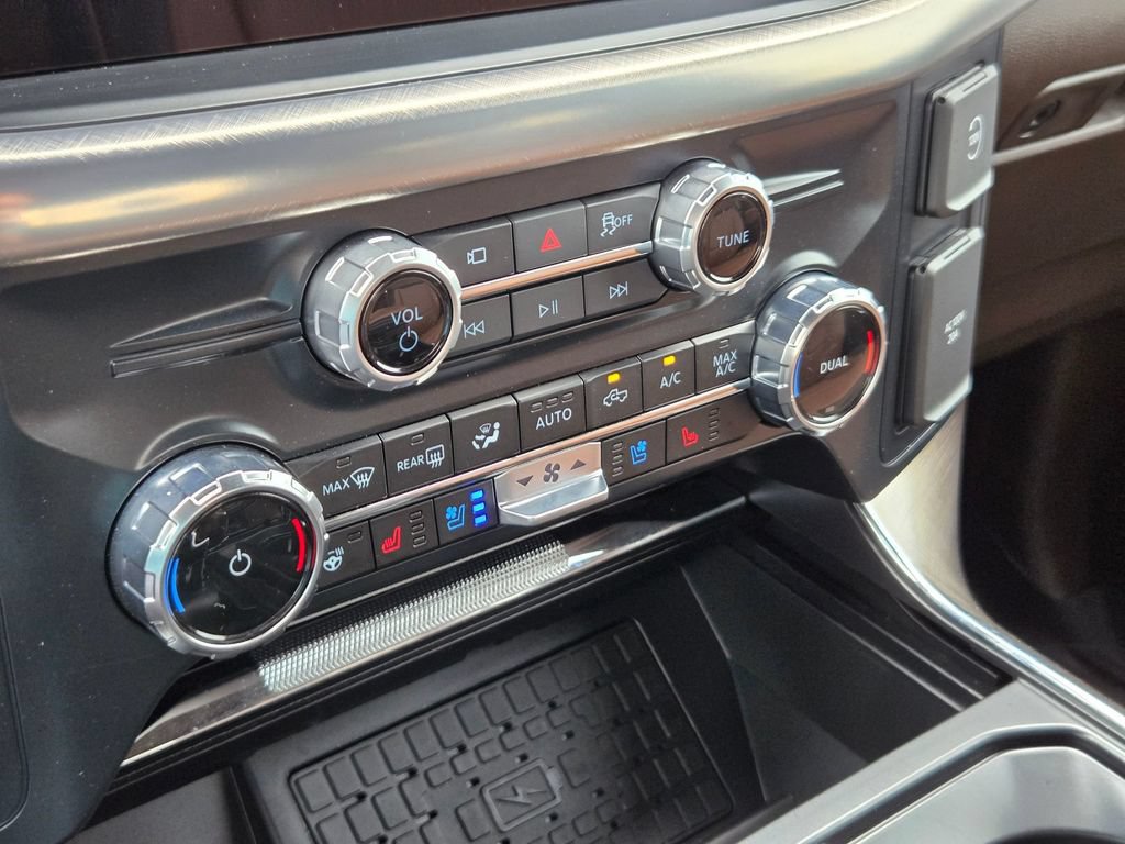 Used 2025 Ford F150 King Ranch AWD/4WD image 18