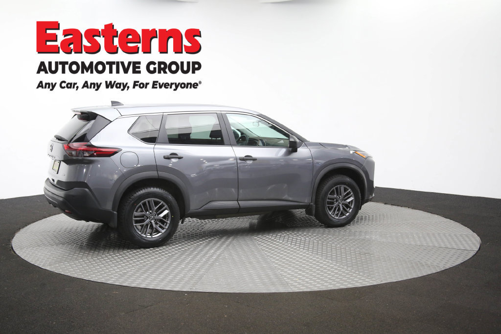 Used 2023 Nissan Rogue S AWD/4WD image 44