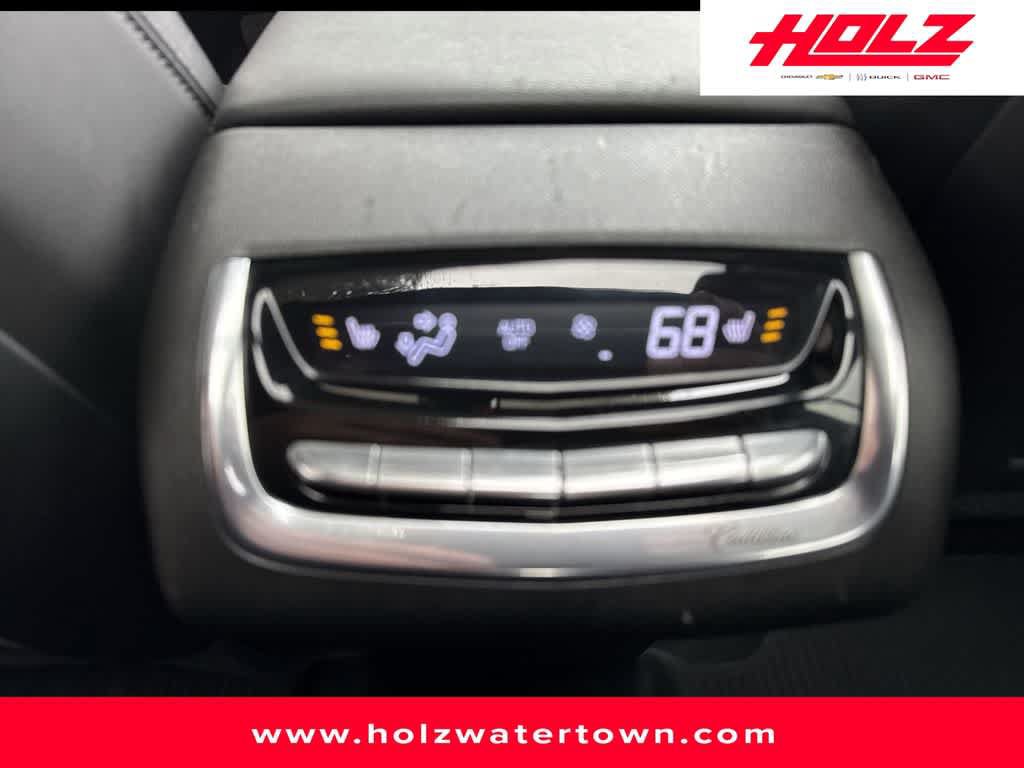 Certified 2024 Cadillac XT6 Premium Luxury w/ LPO, Floor Liner Package AWD/4WD image 30